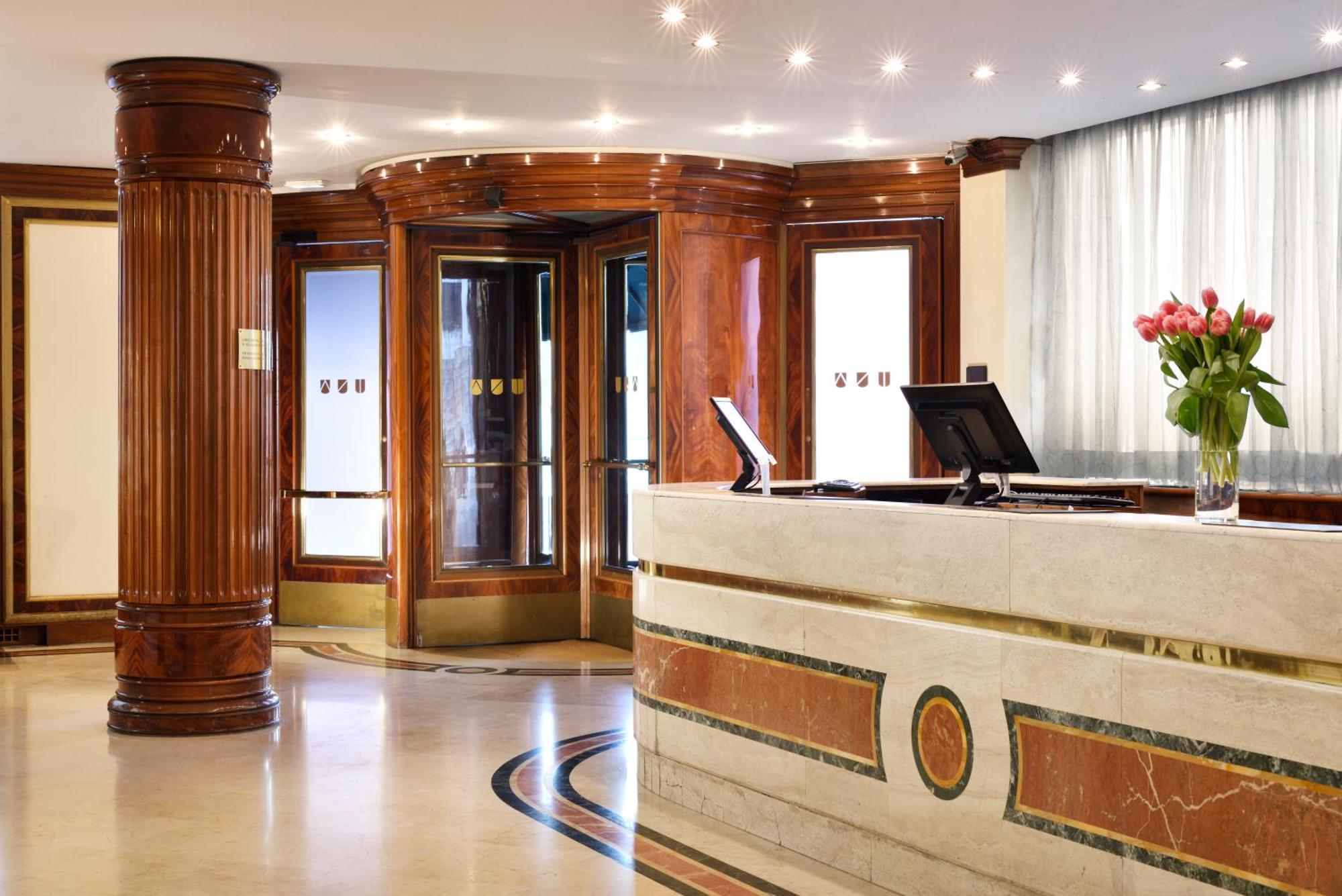 Una Hotels Scandinavia Milano Eksteriør bilde