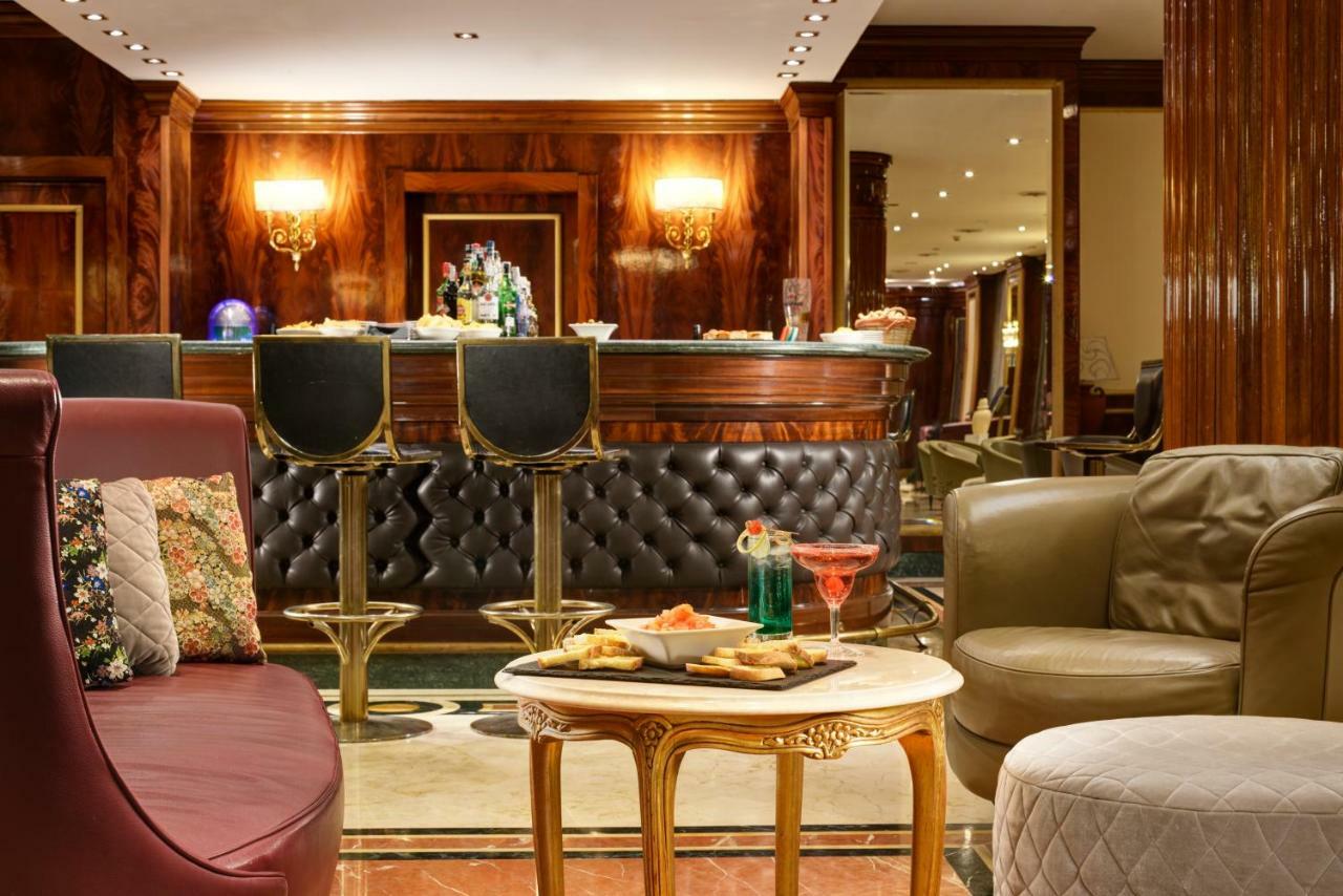 Una Hotels Scandinavia Milano Eksteriør bilde